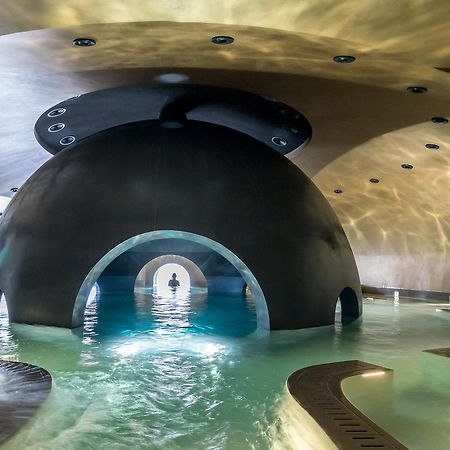 Euphoria Retreat - A Holistic Wellbeing Destination Spa Mystras Esterno foto