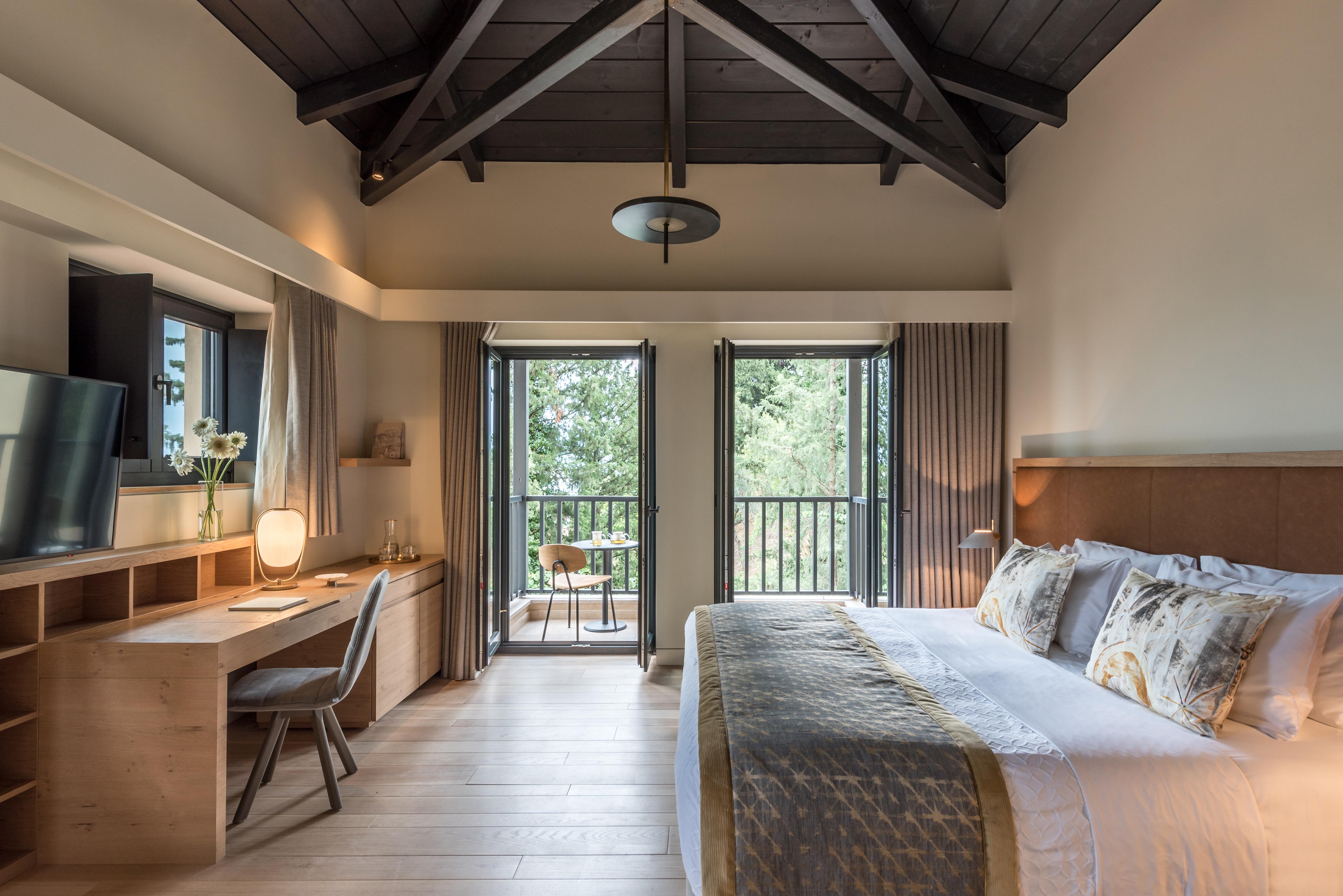 Euphoria Retreat - A Holistic Wellbeing Destination Spa Mystras Esterno foto