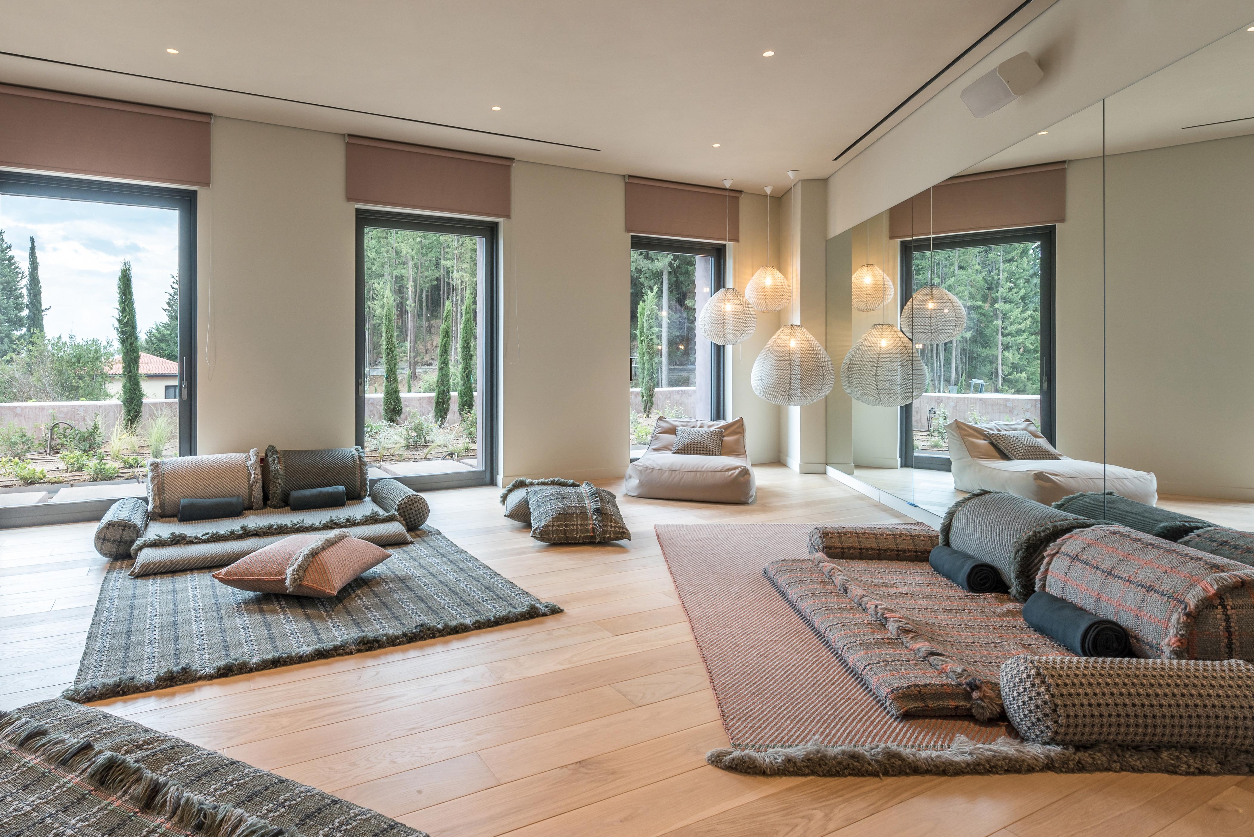 Euphoria Retreat - A Holistic Wellbeing Destination Spa Mystras Esterno foto