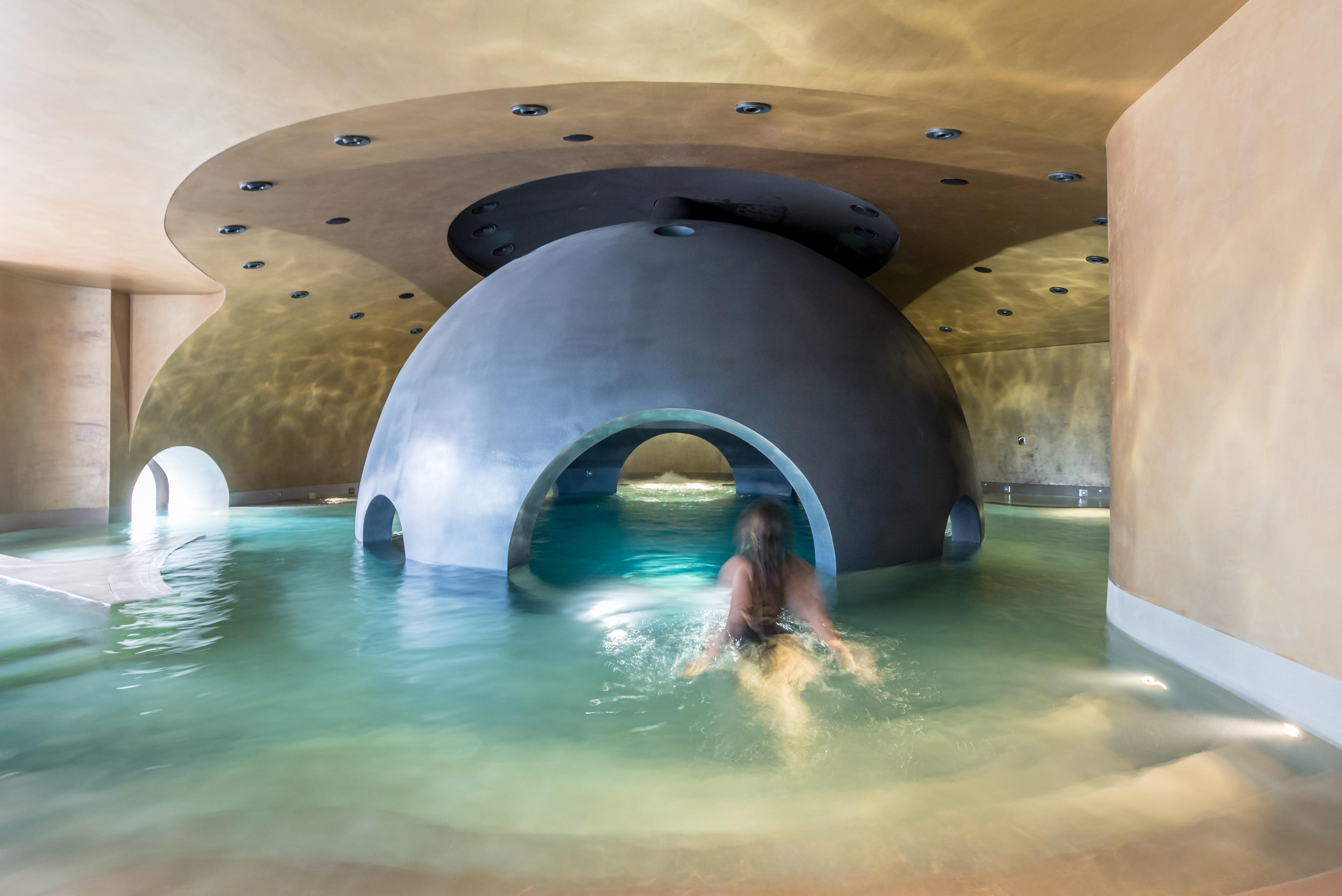 Euphoria Retreat - A Holistic Wellbeing Destination Spa Mystras Esterno foto
